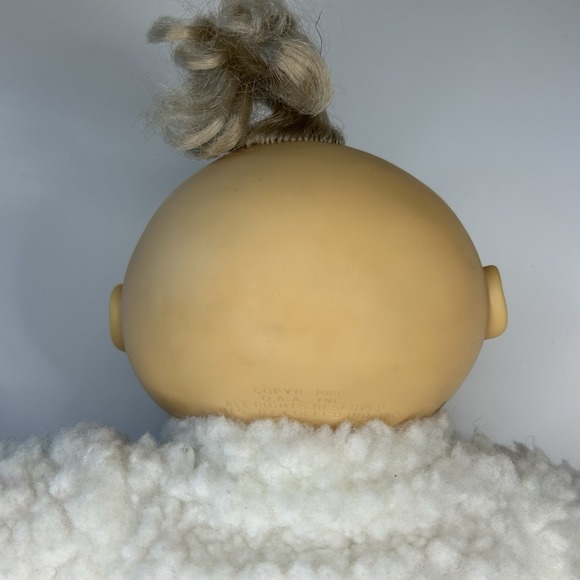 Vintage Cabbage Patch Kids Premie Doll Blonde With Outfit Violet Eyes Birth Cert - Picture 12 of 15